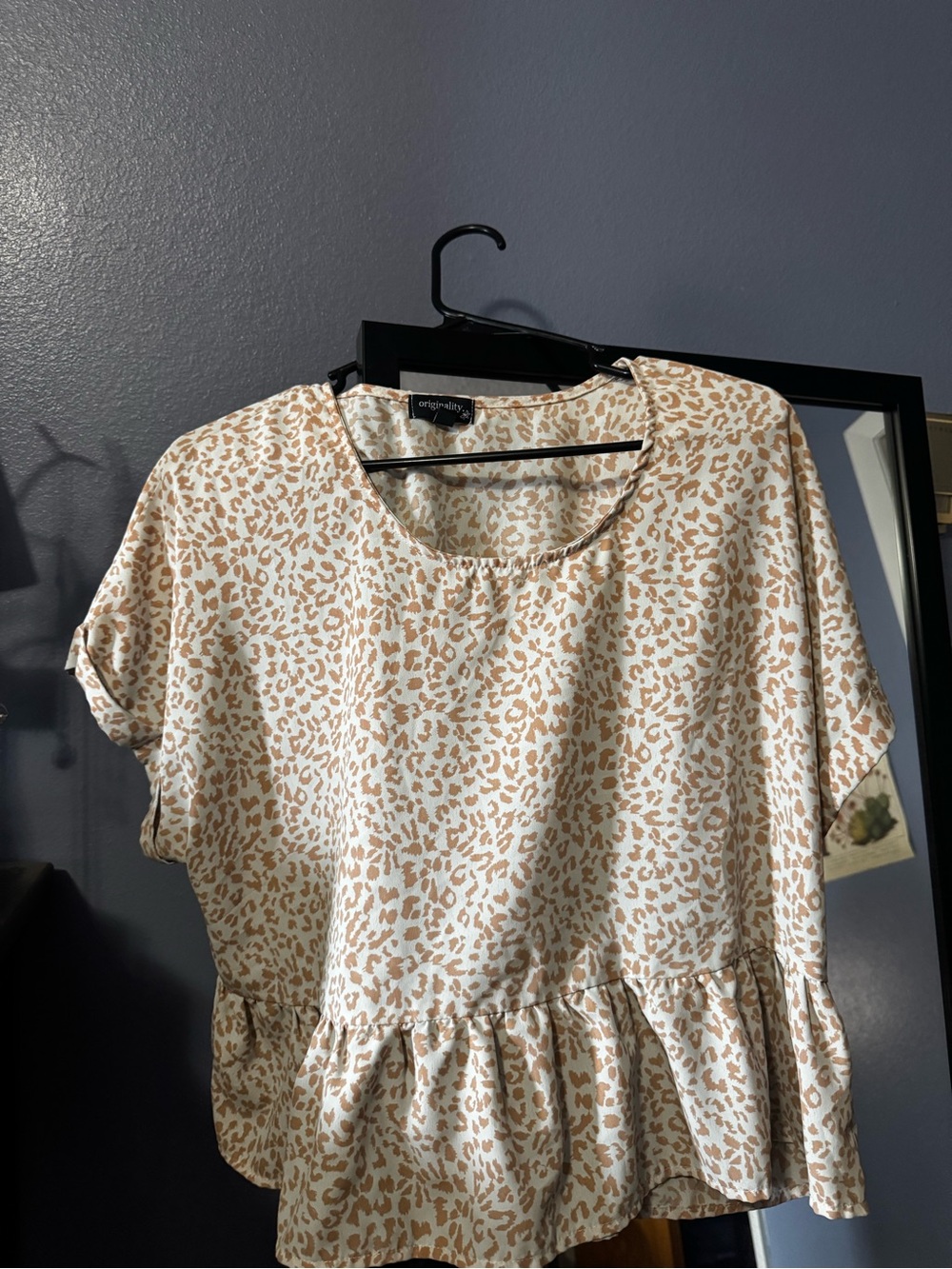 Peplum Hem Animal Print Blouse - Beige & White